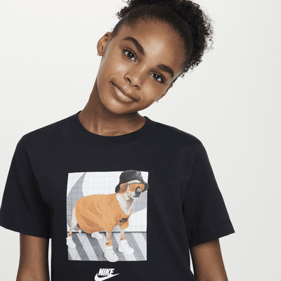 Playera para niños talla grande Nike Sportswear