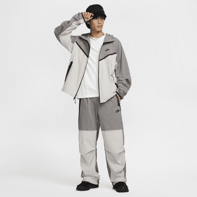 Nike Tech Men's Woven Oversized Trousers