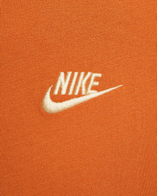 Nike Sportswear Club