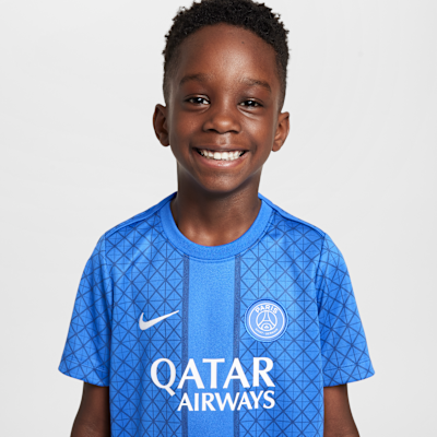 Przedmeczowa koszulka piłkarska z krótkim rękawem dla małych dzieci Jordan Dri-FIT Paris Saint-Germain Academy Pro (wersja domowa)