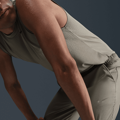 Nike Form Men's Dri-FIT Tapered Versatile Trousers