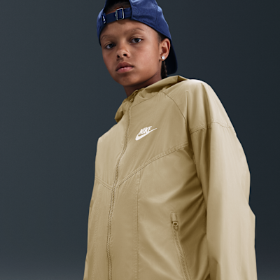 Chamarra Repel con gorro para niños talla grande Nike Sportswear Windrunner