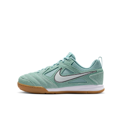 Nike Gato
