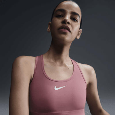 Nike Swoosh Medium Support párnázott női sportmelltartó