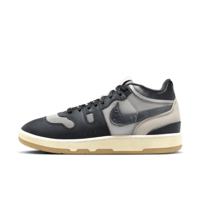 Nike Attack SP