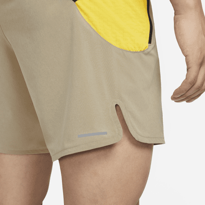 Shorts de running con forro de ropa interior Dri-FIT de 18 cm para hombre Nike Trail Second Sunrise