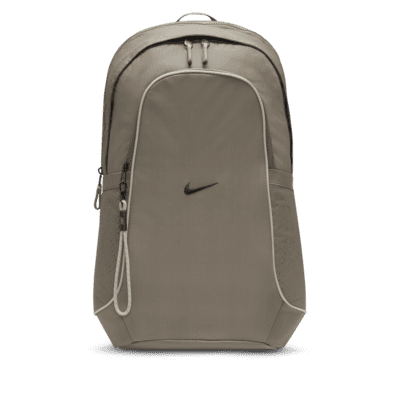 Nike Sportswear Essentials Backpack (20L). Nike CA