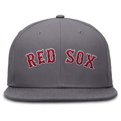 Boston Red Sox True Men's Nike Dri-FIT MLB Fitted Hat