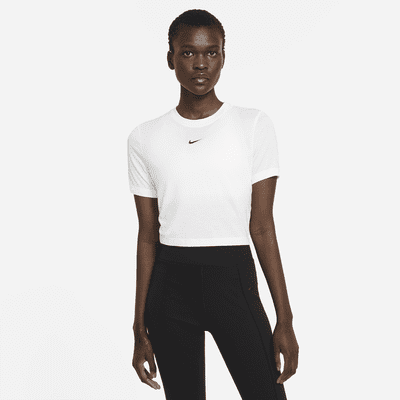 Malentendido Emociónate nieve Nike Sportswear Essential Camiseta corta - Mujer. Nike ES