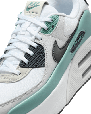 Nike Air Max 90 LV8
