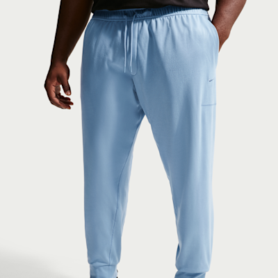 Joggers de alto rendimiento Dri-FIT con protección contra los rayos UV para hombre Nike Primary NanoKnit