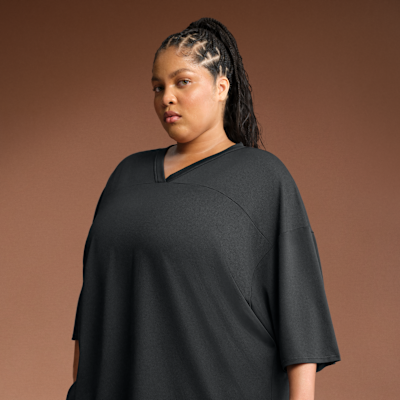 NikeSKIMS Airy Women's Oversized V-Neck T-Shirt
