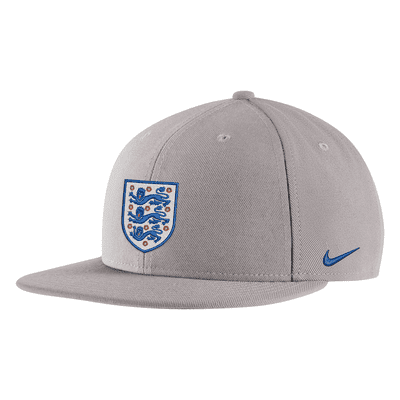 England Pro Men's Snapback Hat. Nike.com