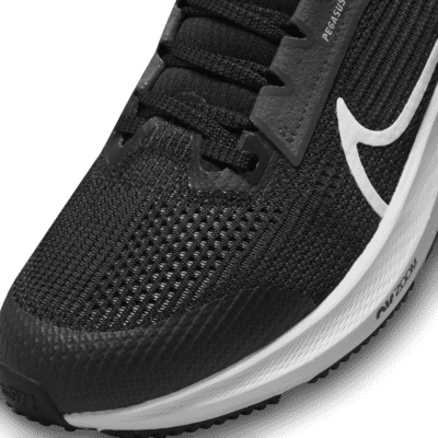 Nike Air Zoom Pegasus 40 Older Kids' Road Running Shoes