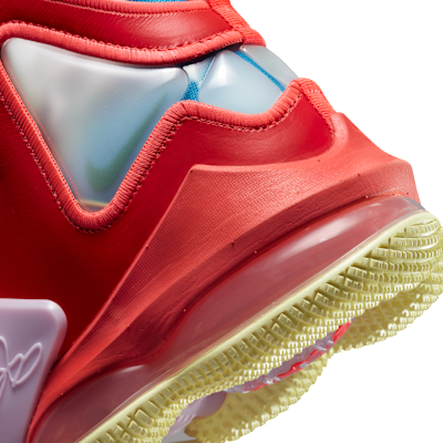 LeBron 19 Basketball Shoes