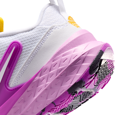 Nike Team Hustle D 12 Younger Kids' Shoes