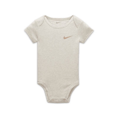 Paquete de tres bodys para bebé (0-9 meses) Nike Mini Me