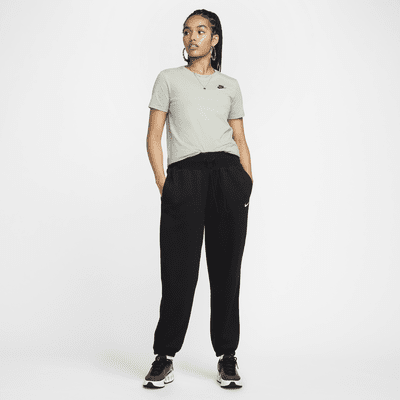 Nike Sportswear Club Essentials T-shirt voor dames