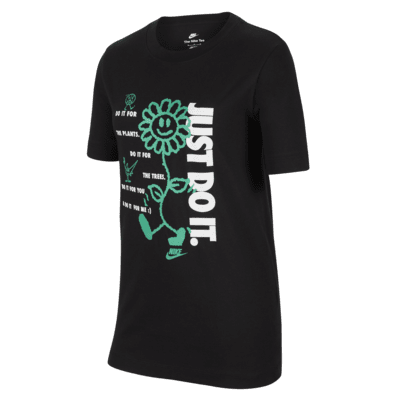 Nike Sportswear Older Kids' T-Shirt