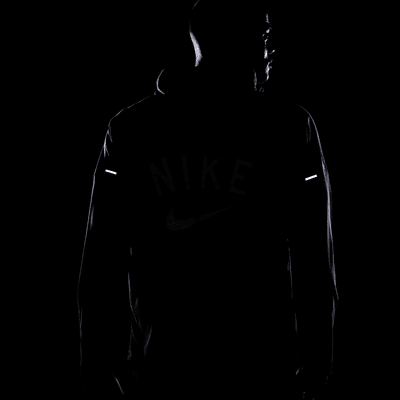 Nike Repel Windrunner Men's UV Running Jacket. Nike IL