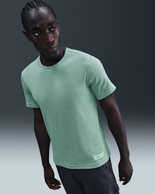 Женская футболка Nike Sportswear