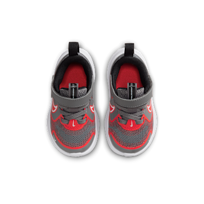 Nike Cosmic Runner 嬰幼兒鞋款