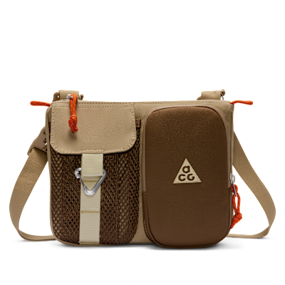 ナイキ ACG "DAYMAX"