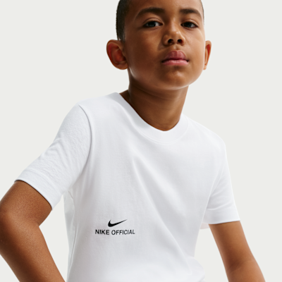 Nike Sportswear Older Kids' T-Shirt