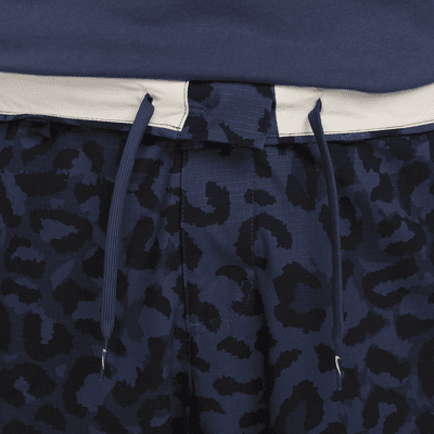 Pants cargo con estampado en toda la prenda para hombre Nike SB Kearny