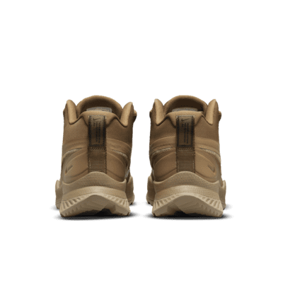 Tenis para el aire libre Elite para hombre Nike React SFB Carbon