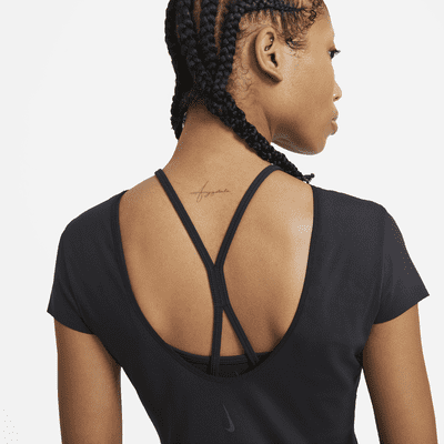 Camiseta de manga corta para mujer Nike Yoga Luxe