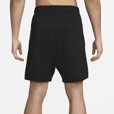 Nike Totality Dri-FIT multifunctionele niet-gevoerde herenshorts (18 cm)