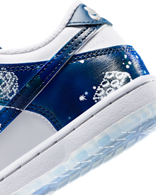 Nike Dunk 低筒鞋 x 樂高® 系列