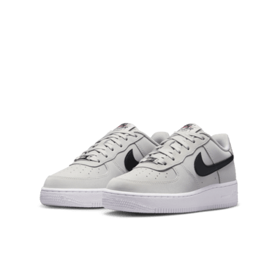 Nike Air Force 1 LV8 大童鞋款