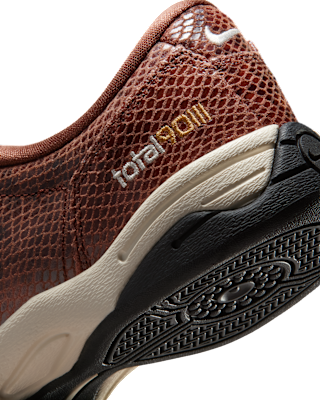 Nike Total 90 SE
