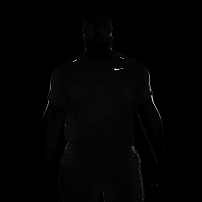 Ανδρική κοντομάνικη μπλούζα για τρέξιμο Dri-FIT ADV Nike TechKnit