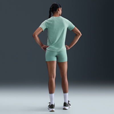 Nike Trail Parte de arriba de running de manga corta Dri-FIT - Mujer