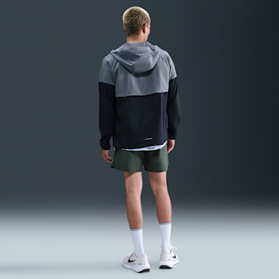 ナイキ チャレンジャー スウッシュ メンズ 13cm Dri-FIT ランニングショートパンツ