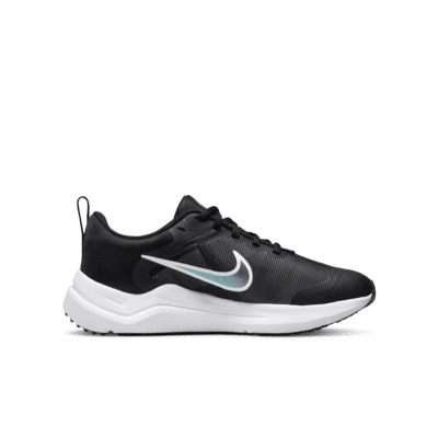 Nike Downshifter 12 Older Kids' Road Running Shoes