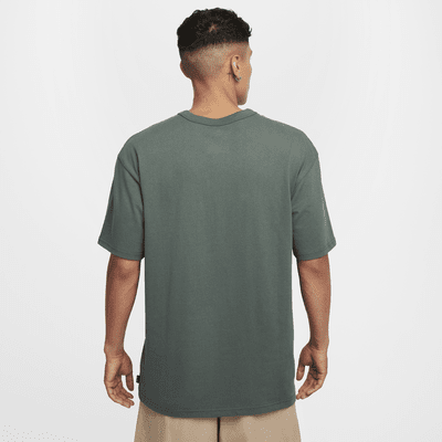 Nike Sportswear Premium Essentials Men's Pocket T-Shirt