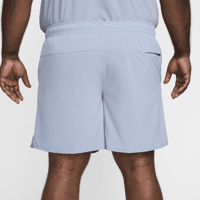 Shorts versátiles sin forro Dri-FIT de 18 cm para hombre Nike Unlimited