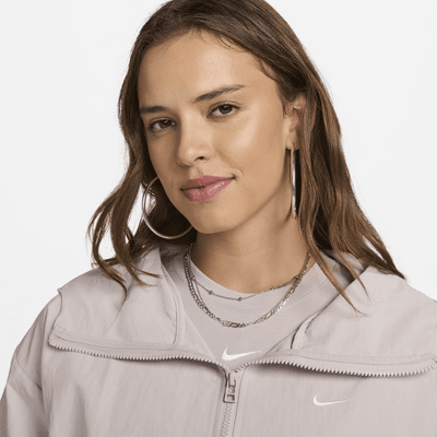 Nike Sportswear Everything Wovens Extragroße Jacke mit Kapuze für Damen