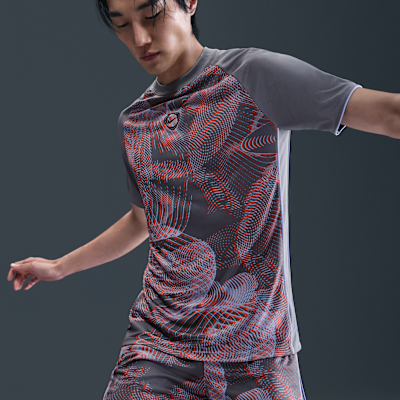 Nike Academy+ Men's Dri-FIT Short-Sleeve Football Shirt