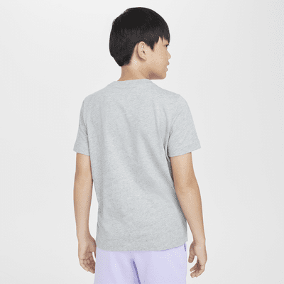 Playera para niños talla grande Nike Sportswear