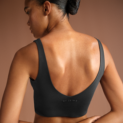 NikeSKIMS Matte Women's V-Neck Long-Line Bra