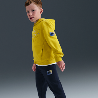 Nike Sportswear Conjunto de dos piezas Reveal con pantalón de tejido French terry - Niño/a pequeño/a