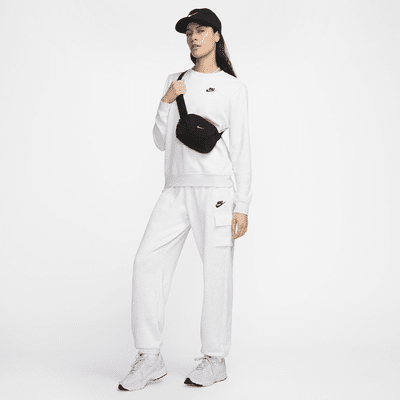 Nike Sportswear Club Fleece Women's Mid-Rise Oversized Cargo Sweatpants