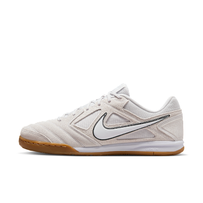 Nike Gato