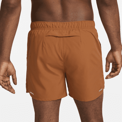 Nike Dri-FIT Run Division Challenger Hardloopshorts met binnenbroek voor heren (13 cm)