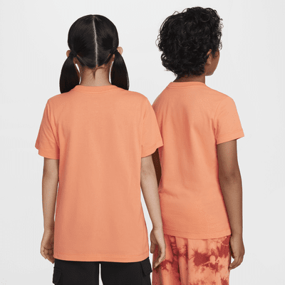 Playera para niños talla grande Nike Sportswear